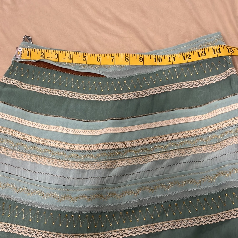 Anthropologie Odille mint green mixed media lace gold thread skirt Sz 4 - Picture 6 of 9